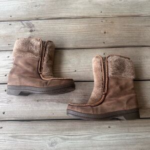 Yodelers Brown and Tan vintage winter boots